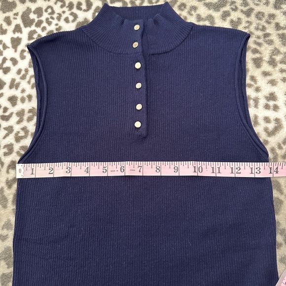 Frame Denim Mock / Turtle Neck Ribbed Sleeveless Top in Navy Blue Size XS - Picture 13 of 17